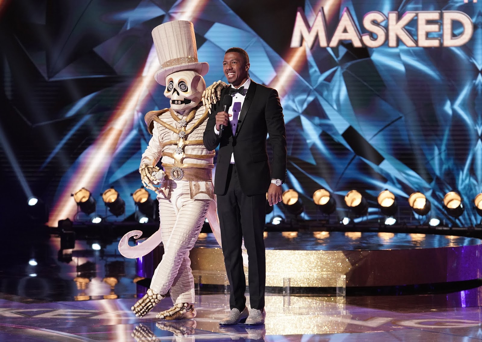 The Masked Singer Season 2 Sneak Peek Photos New Costumes Revealed Tvmusic Network 