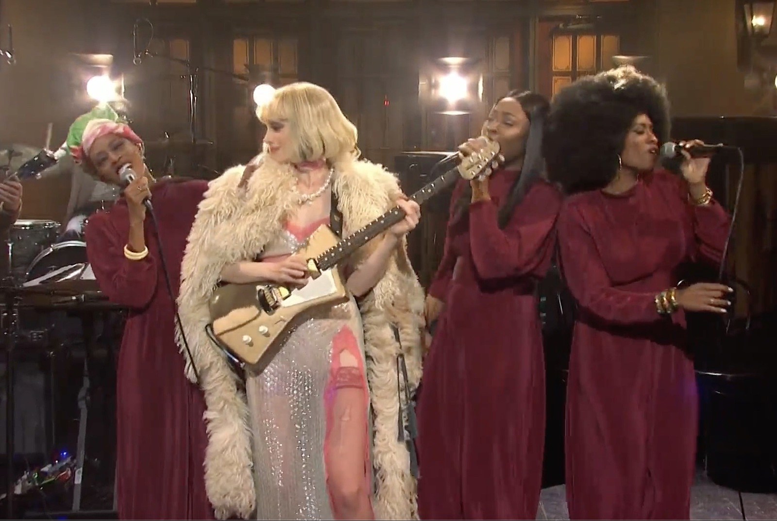 St. Vincent on SNL