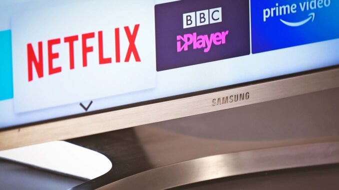 Screen with Streaming Apps